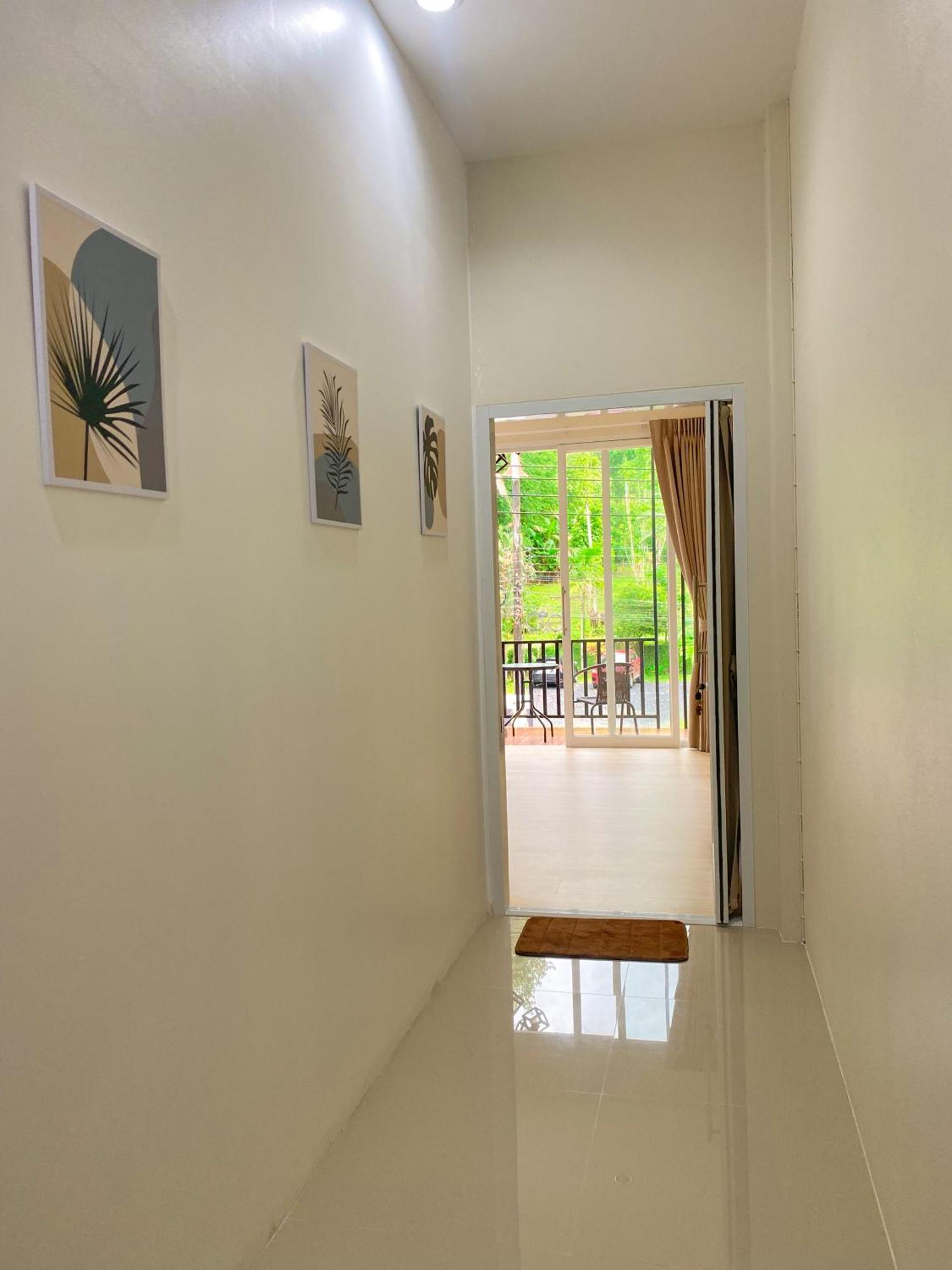Private Room With Share Bathroom At Little Wild House Khaosok Khao Sok National Park Εξωτερικό φωτογραφία